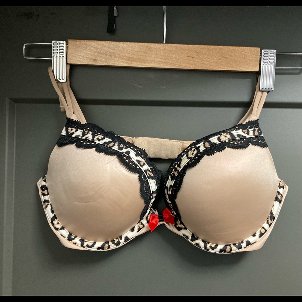 Victoria’s Secret Very Sexy Push-Up 34C